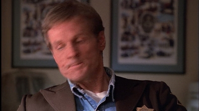 ROSWELL_-_E1X01_PILOT_290.jpg