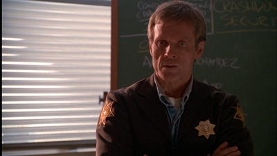 ROSWELL_-_E1X01_PILOT_304.jpg