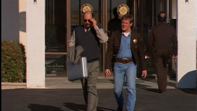 ROSWELL_-_E1X01_PILOT_331.jpg