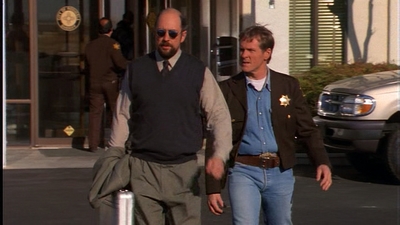 ROSWELL_-_E1X01_PILOT_342.jpg