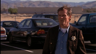 ROSWELL_-_E1X01_PILOT_358.jpg