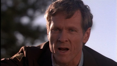 ROSWELL_-_E1X01_PILOT_376.jpg