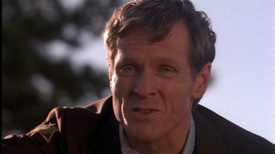 ROSWELL_-_E1X01_PILOT_378.jpg