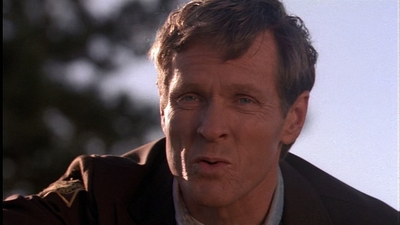 ROSWELL_-_E1X01_PILOT_379.jpg