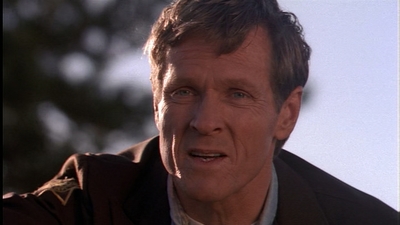 ROSWELL_-_E1X01_PILOT_382.jpg