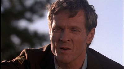 ROSWELL_-_E1X01_PILOT_401.jpg