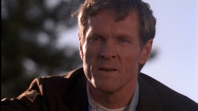 ROSWELL_-_E1X01_PILOT_408.jpg