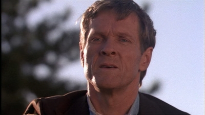 ROSWELL_-_E1X01_PILOT_410.jpg