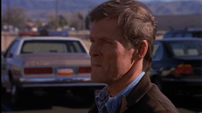 ROSWELL_-_E1X01_PILOT_418.jpg
