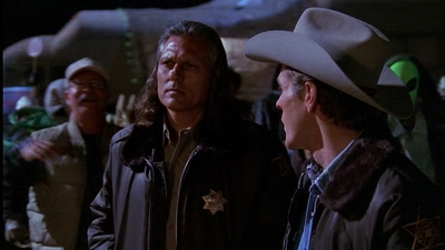 ROSWELL_-_E1X01_PILOT_424.jpg