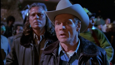 ROSWELL_-_E1X01_PILOT_438.jpg
