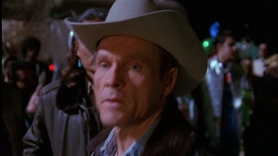 ROSWELL_-_E1X01_PILOT_443.jpg
