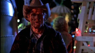 ROSWELL_-_E1X01_PILOT_449.jpg