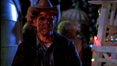 ROSWELL_-_E1X01_PILOT_456.jpg