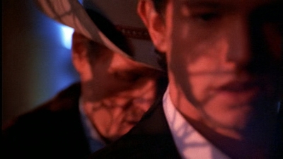 ROSWELL_-_E1X01_PILOT_470.jpg