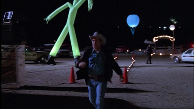 ROSWELL_-_E1X01_PILOT_508.jpg