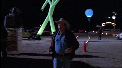 ROSWELL_-_E1X01_PILOT_509.jpg