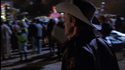 ROSWELL_-_E1X01_PILOT_525.jpg