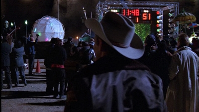 ROSWELL_-_E1X01_PILOT_533.jpg