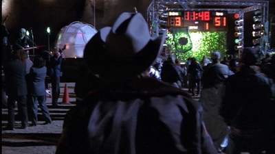 ROSWELL_-_E1X01_PILOT_535.jpg