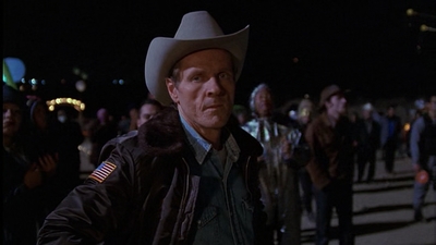 ROSWELL_-_E1X01_PILOT_558.jpg