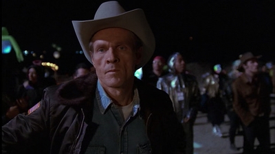 ROSWELL_-_E1X01_PILOT_559.jpg