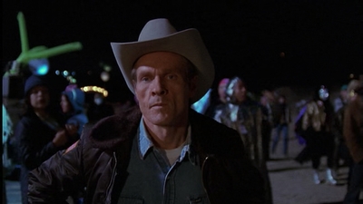 ROSWELL_-_E1X01_PILOT_561.jpg