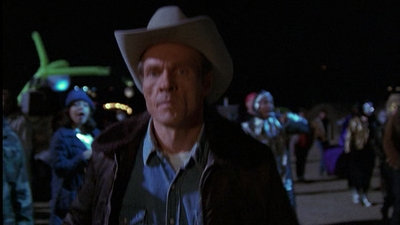 ROSWELL_-_E1X01_PILOT_564.jpg
