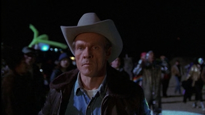 ROSWELL_-_E1X01_PILOT_566.jpg