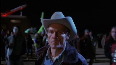 ROSWELL_-_E1X01_PILOT_572.jpg