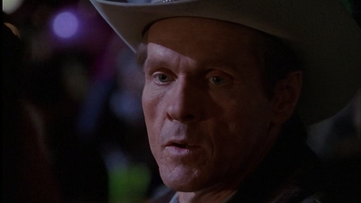ROSWELL_-_E1X01_PILOT_578.jpg