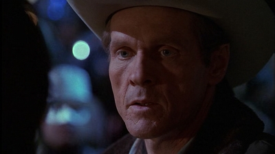 ROSWELL_-_E1X01_PILOT_583.jpg