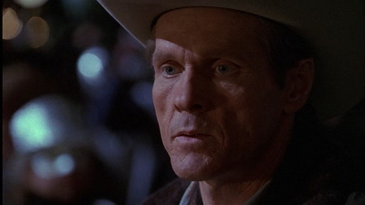 ROSWELL_-_E1X01_PILOT_588.jpg
