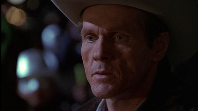 ROSWELL_-_E1X01_PILOT_589.jpg