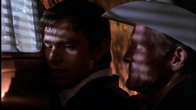 ROSWELL_-_E1X01_PILOT_616.jpg