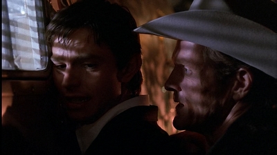 ROSWELL_-_E1X01_PILOT_620.jpg