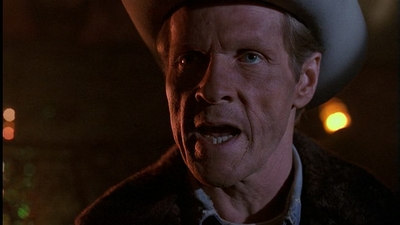 ROSWELL_-_E1X01_PILOT_635.jpg