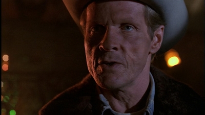ROSWELL_-_E1X01_PILOT_637.jpg