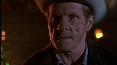 ROSWELL_-_E1X01_PILOT_640.jpg
