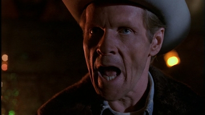 ROSWELL_-_E1X01_PILOT_642.jpg