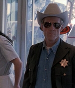 ROSWELL_-_E1X01_PILOT_009.jpg