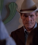 ROSWELL_-_E1X01_PILOT_019.jpg