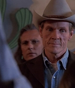 ROSWELL_-_E1X01_PILOT_020.jpg