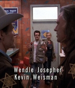 ROSWELL_-_E1X01_PILOT_046.jpg