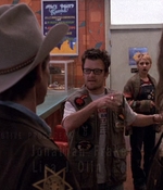 ROSWELL_-_E1X01_PILOT_053.jpg