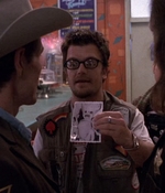 ROSWELL_-_E1X01_PILOT_089.jpg