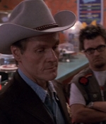 ROSWELL_-_E1X01_PILOT_102.jpg