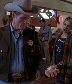ROSWELL_-_E1X01_PILOT_116.jpg