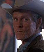 ROSWELL_-_E1X01_PILOT_124.jpg
