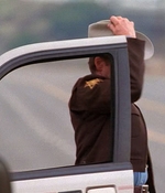 ROSWELL_-_E1X01_PILOT_130.jpg